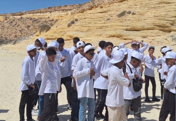 شاطئ عجيبة بمطروح يستقبل 200 طفل من المحافظات الحدودية ضمن مشروع "أهل مصر" الثقافي - 1 - سيناء الإخبارية