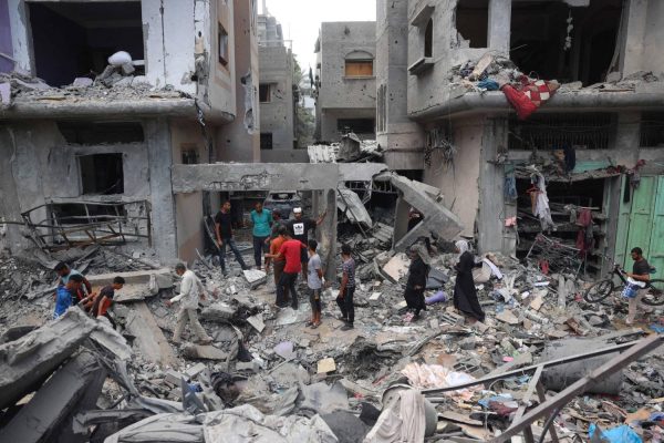 استشهاد 16 فلسطينياً في قصف إسرائيلي استهدف مدرسة للنازحين في غزة - 3 - سيناء الإخبارية