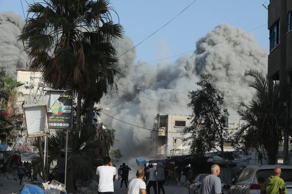 مأساة إنسانية في مخيم النصيرات بعد مقتل 6 من موظفي الأونروا في غارتين إسرائيليتين - 13 - سيناء الإخبارية
