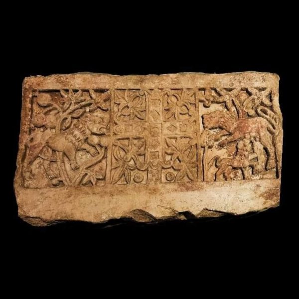متحف سوهاج يكشف عن لوحة أثرية نادرة احتفالًا بعيد النيروز القبطي - 3 - سيناء الإخبارية