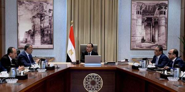 مدبولى يؤكد على اهتمام الدولة بقطاع الصناعة لتحقيق المزيد من أهداف التنمية المستدامة - 3 - سيناء الإخبارية