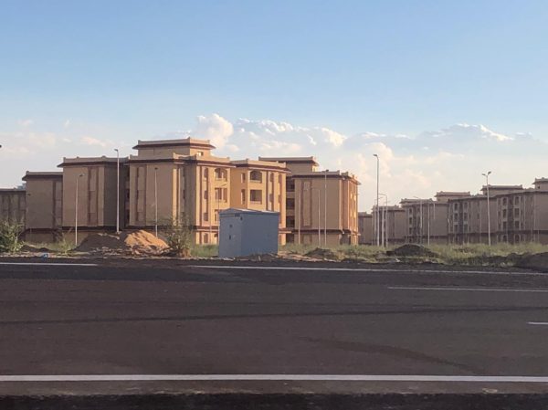 مدينة رفح الجديدة تفتح أبوابها للمستقبل.. 41 عمارة سكنية وخدمات متكاملة تخدم 75 ألف نسمة - 3 - سيناء الإخبارية