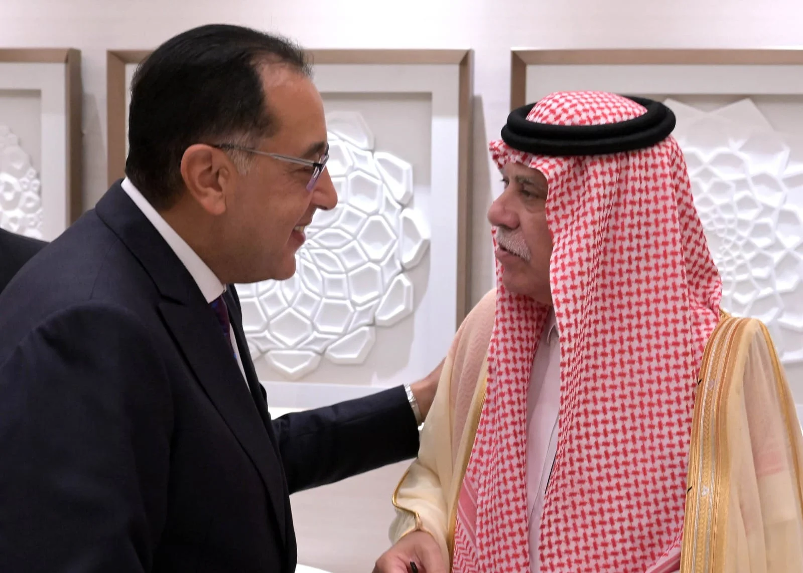 ولي العهد السعودي يستقبل الدكتور مصطفى مدبولي لمناقشة تعزيز الاستثمارات - 3 - سيناء الإخبارية
