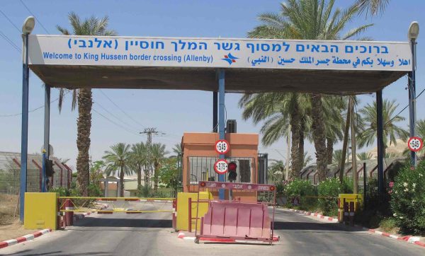 إطلاق نار قرب معبر الكرامة يسفر عن إصابة 3 إسرائيليين بجروح خطيرة - 1 - سيناء الإخبارية