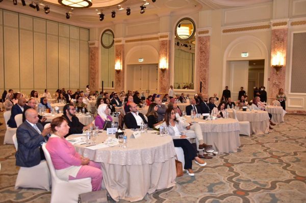نائب وزير الصحة تؤكد على أهمية إتاحة خدمات الصحة الإنجابية في دعم المرأة العاملة - 1 - سيناء الإخبارية