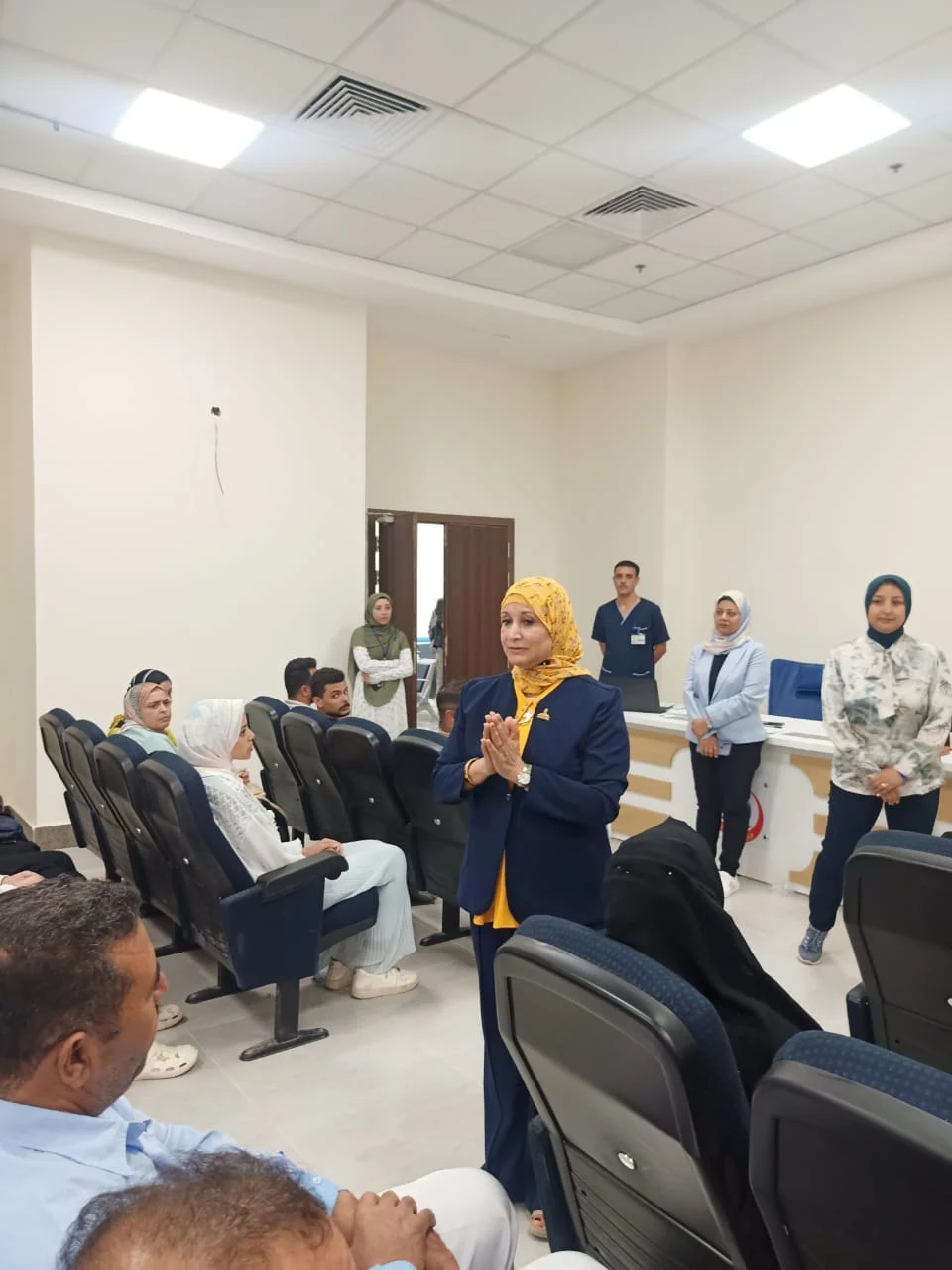 نقيب التمريض في زيارة تفقدية لمجمع الفيروز الطبي بجنوب سيناء لتعزيز كفاءة الأطقم التمريضية - 7 - سيناء الإخبارية