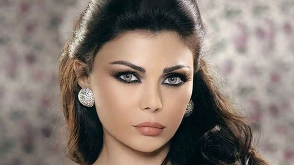 جدل واسع حول ظهور هيفاء وهبي في حفل كفر الشيخ والجمهور يطالب بإيقافها - 3 - سيناء الإخبارية
