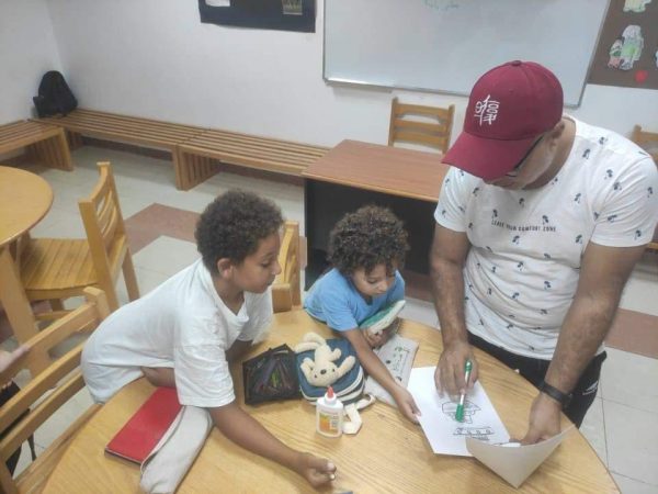ورشة فنية بعنوان " كنوز مصرية " احتفالا بيوم السياحة العالمي ويوم الملاحة البحرية وفك رموز حجر رشيد - 3 - سيناء الإخبارية