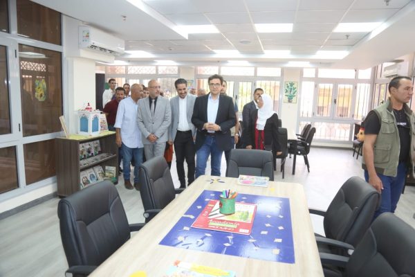 وزير الثقافة يوجه بأهمية تزويد مكتبة 15 مايو بأحدث إصدارات قطاعات الوزارة المعنية بالنشر - 7 - سيناء الإخبارية