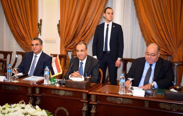 وزير الخارجية لنظيره المجري: لابد من اتفاق قانوني ملزم حول سد النهضة الإثيوبي - 3 - سيناء الإخبارية
