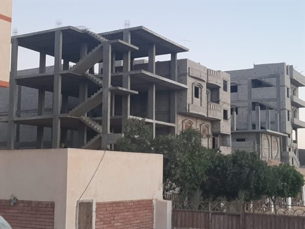 محافظ شمال سيناء يزور حي الريسة الجديد ويستمع لمطالب المواطنين - 7 - سيناء الإخبارية