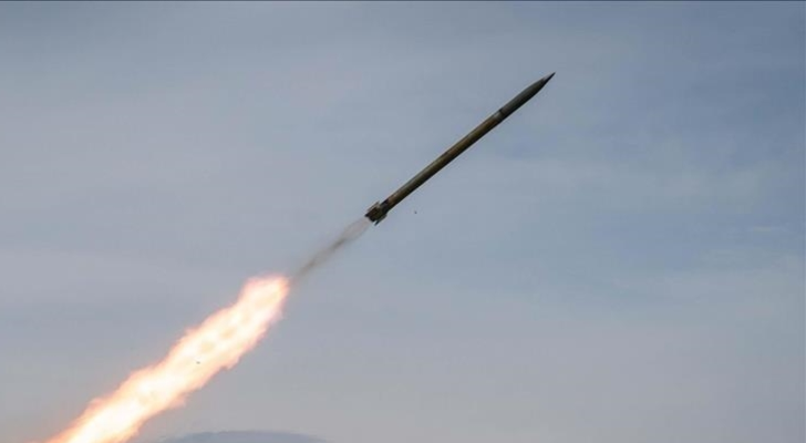 إذاعة جيش الاحتلال تفيد بمقتل شخص وإصابة 14 آخرين إثر سقوط صاروخ باتجاه منطقة عكا - 1 - سيناء الإخبارية