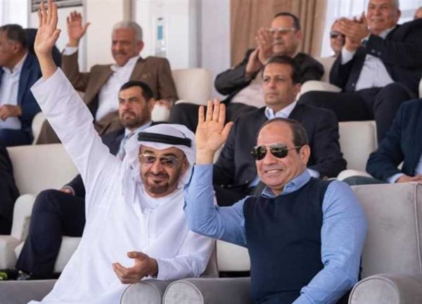 الرئيس السيسي يستقبل نظيره الإماراتي الشيخ محمد بن زايد في مطار القاهرة - 1 - سيناء الإخبارية
