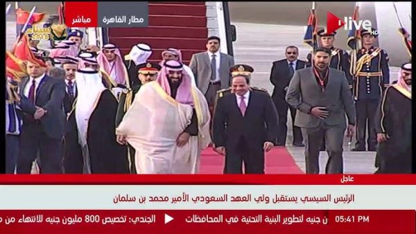 السيسي يستقبل ولى العهد السعودي الأمير محمد بن سلمان بمطار القاهرة - 1 - سيناء الإخبارية