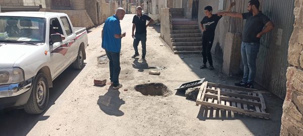 استجابة سريعة من مجلس مدينة العريش لحادث سقوط طفل في بلاعة بشارع منير ماضي - 1 - سيناء الإخبارية