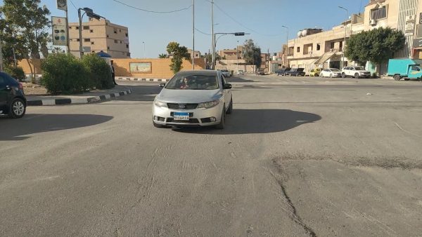 محافظة شمال سيناء تفتح الطرق المؤدية لميدان الساعة بمدينة العريش - 1 - سيناء الإخبارية