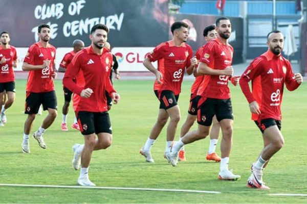 المدير الفني للأهلي يقرر اصطحاب 29 لاعباً في رحلة الإمارات لخوض السوبر المصري - 1 - سيناء الإخبارية