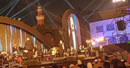 تألق المطربة مي فاروق خلال حفلها الغنائي في ختام مهرجان الموسيقى العربية - 1 - سيناء الإخبارية