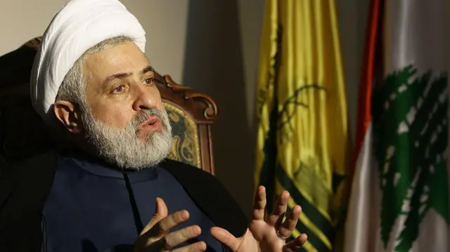 توجهت الأنظار نحو القائد الجديد الذي سيخلف الأمين العام لحزب الله.. فمن هو نعيم قاسم الأمين العام للحزب - 3 - سيناء الإخبارية