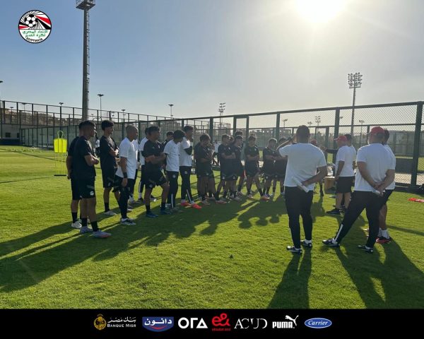 توجيهات مستمرة من ميكالى ومعاونيه.. منتخب الشباب مواليد 2005 يتدرب على فترتين صباحا ومساء - 7 - سيناء الإخبارية