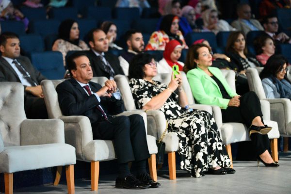 خالد عبدالغفار يشيد بجهود الحكومة المصرية في تعزيز قضايا الصحة النفسية - 7 - سيناء الإخبارية