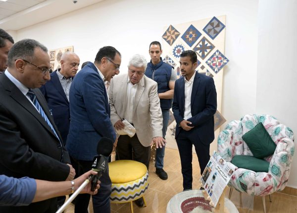 رئيس الوزراء يتفقد جامعة طيبة التكنولوجية بالأقصر ويشيد بدمج التعليم الأكاديمي والتطبيقي - 5 - سيناء الإخبارية