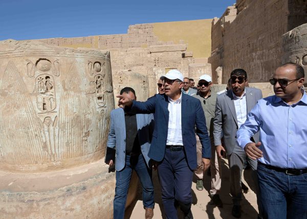مصطفى مدبولي يتفقد معبد "هابو" بالقرنة ويتابع أعمال ترميم آثار الأقصر - 5 - سيناء الإخبارية