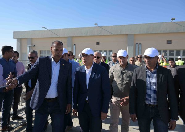 رئيس الوزراء يتفقد محطة مياه الشرب الجديدة بقرية الهنادي في الأقصر بطاقة 380 ألف متر مكعب يومياً - 1 - سيناء الإخبارية