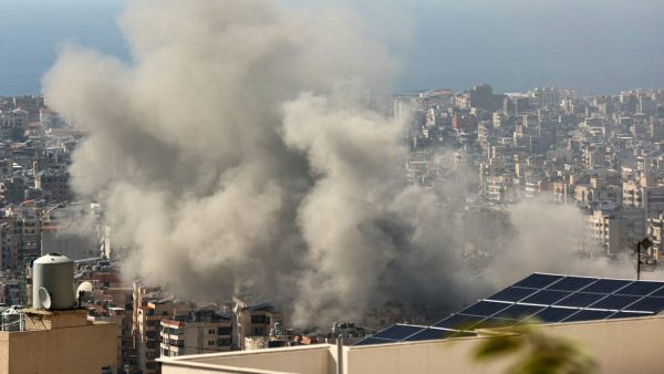 عدد من الإصابات نتيجة استهداف الجيش الإسرائيلي وسط العاصمة بيروت - 1 - سيناء الإخبارية
