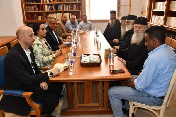 محافظة جنوب سيناء تنفي شائعات إخلاء دير سانت كاترين وتؤكد على عمق العلاقات التاريخية مع الدير - 3 - سيناء الإخبارية