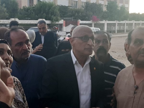 محافظ شمال سيناء يزور حي الريسة الجديد ويستمع لمطالب المواطنين - 11 - سيناء الإخبارية