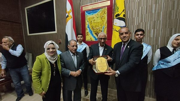 خالد مجاور يشهد حفل ختام فعاليات الأسبوع البيئي في حب مصر - 1 - سيناء الإخبارية