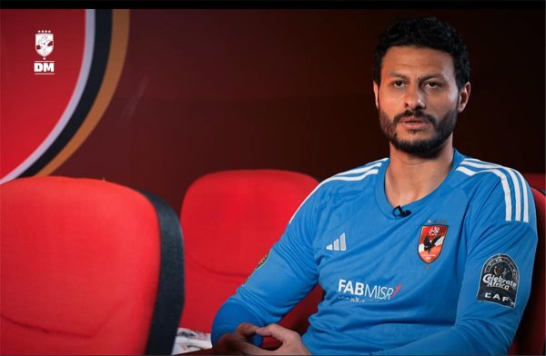 النادي الأهلي يقدم عرضًا ضخمًا لتجديد عقد محمد الشناوي.. 35 مليون جنيه وراتب إداري بعد الاعتزال - 3 - سيناء الإخبارية