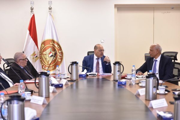 محمد جبران يترأس اجتماع مجلس إدارة صندوق إعانات الطوارئ للعمال بالعاصمة الإدارية - 1 - سيناء الإخبارية