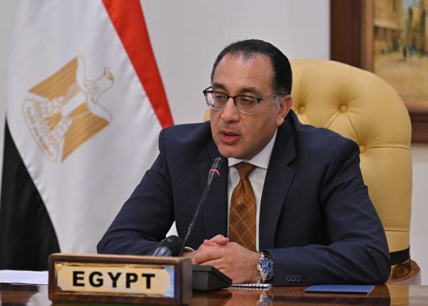 رئيس الوزراء يؤكد أن زيارته لمحافظة المنيا لمتابعة سير العمل بمبادرة "حياة كريمة" لتطوير الريف المصري - 3 - سيناء الإخبارية