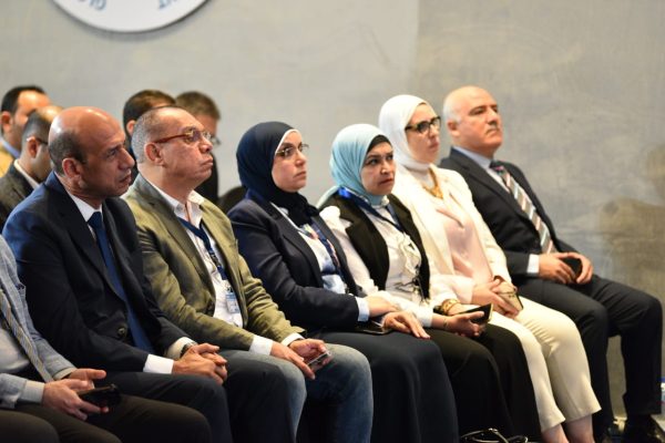مساعد وزير الصحة يؤكد أهمية التعاون مع القطاع الخاص والمجتمع المدني لمواجهة تحديات قوائم الانتظار - 3 - سيناء الإخبارية