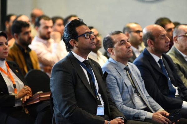 مساعد وزير الصحة يؤكد أهمية التعاون مع القطاع الخاص والمجتمع المدني لمواجهة تحديات قوائم الانتظار - 1 - سيناء الإخبارية