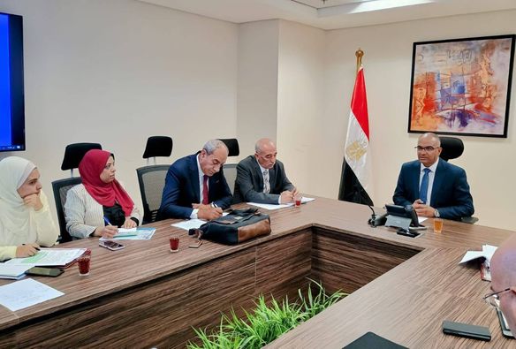 نائب وزير الإسكان يؤكد علي أهمية الاستفادة من مختلف الموارد المائية المتاحة كمياه الصرف الصحي المعالج - 3 - سيناء الإخبارية