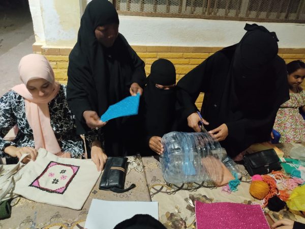ورشه عمل للمشغولات اليدوية والحرفية بمركز شباب الساحل بجنوب سيناء - 3 - سيناء الإخبارية