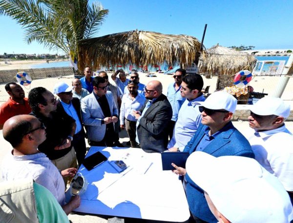 وزير الإسكان يشدد على ضرورة الانتهاء من أعمال التطوير ورفع الكفاءة بمركز مارينا العلمين السياحي - 7 - سيناء الإخبارية