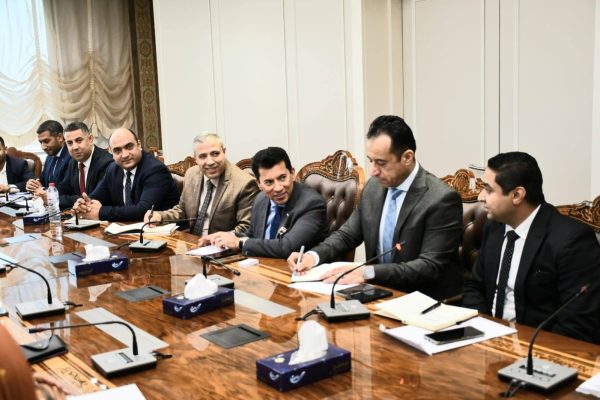 وزير الشباب والرياضة يؤكد على أهمية دور الكيانات الشبابية في بناء مجتمع حيوي وفاعل - 9 - سيناء الإخبارية