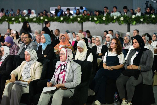 وزير الصحة والسكان يشهد جلسة نقاشية حول التعليم كركيزة أساسية لتحقيق التنمية البشرية المستدامة - 1 - سيناء الإخبارية