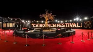 دقيقة حداد على أرواح شهداء فلسطين خلال ندوة حول السرد كأداة للصمود بمهرجان القاهرة السينمائي - 1 - سيناء الإخبارية