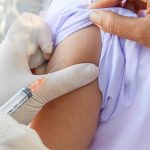 متى يحصل طفلك على لقاح الإنفلونزا؟.. وزارة الصحة توضح الفئات العمرية والجرعات اللازمة - 3 - سيناء الإخبارية