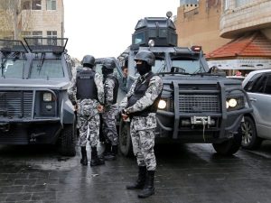 اشتباكات في محيط السفارة الإسرائيلية بالأردن.. مقتل مسلح وإصابة 3 من رجال الأمن - 1 - سيناء الإخبارية