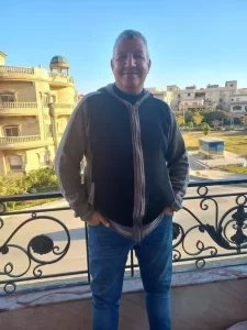 النيابة العامة تبدأ التحقيق في وفاة معلم لغة إنجليزية إثر مشاجرة مع ولي أمر طالبة - 1 - سيناء الإخبارية