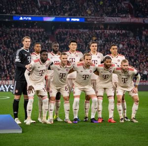 بايرن ميونخ يفك النحس بفوز صعب على بنفيكا 1 /0 بفضل رأسية جمال موسيالا في دوري أبطال أوروبا - 3 - سيناء الإخبارية