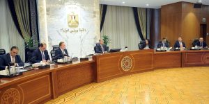 رئيس مجلس الوزراء يترأس اجتماع لجنة الدين الخارجي وتنظيم الاقتراض - 3 - سيناء الإخبارية