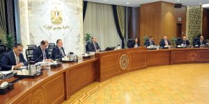 رئيس مجلس الوزراء يترأس اجتماع لجنة الدين الخارجي وتنظيم الاقتراض - 5 - سيناء الإخبارية