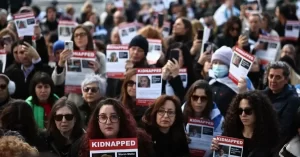 عائلات المحتجزين الإسرائيليين : التيار المتطرف في الحكومة يواصل الدفع نحو الاستيطان والسيطرة على غزة - 3 - سيناء الإخبارية